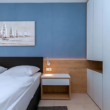 Azur With Sea View Umag